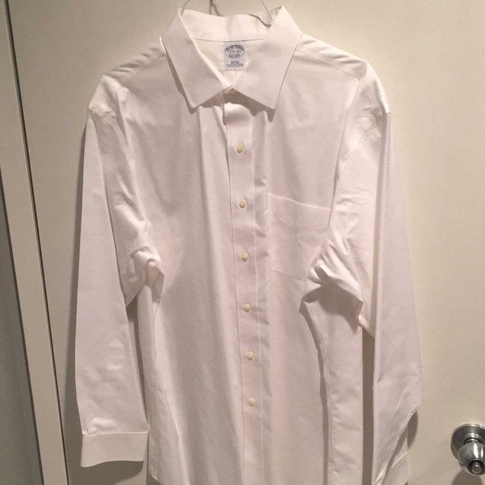 Brooks Brothers slim fit non-iron Dress Shirt